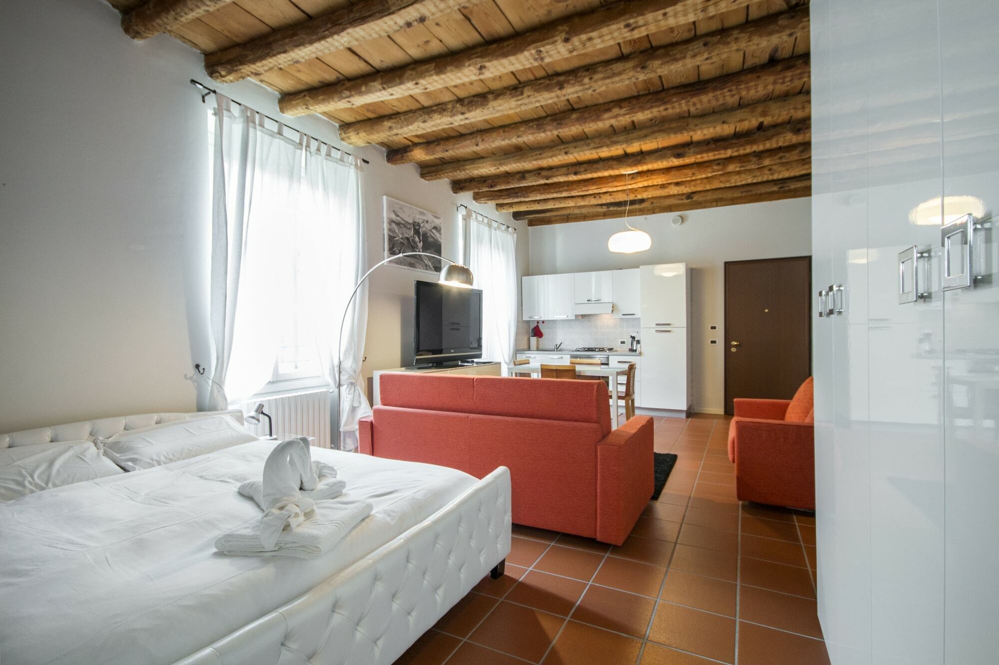 Soleluna Apartments - By Relais Di Giada Lake Como Exterior foto